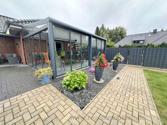 Glas- Sommergarten (m. Schiebeelementen)...