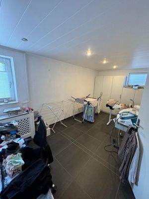 helles Zimmer_Kellergeschoß.jpg