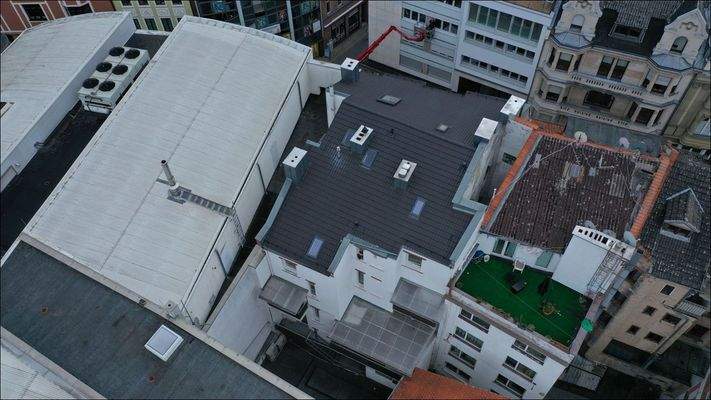 250903_HE13+15_Luftbild VII Dach