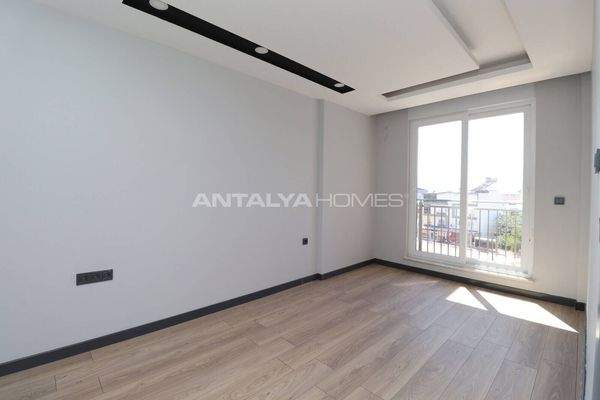 Apartments 900 m from the Tram Station in Antalya Kepez