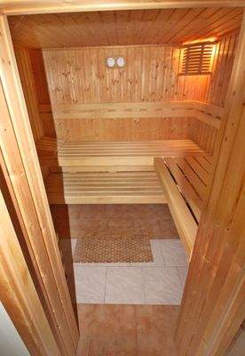 KG Sauna 3.JPG