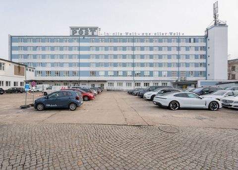 Dresden Halle, Dresden Hallenfläche