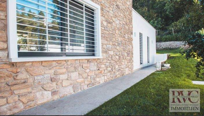 Screenshot 2023-12-05 040326