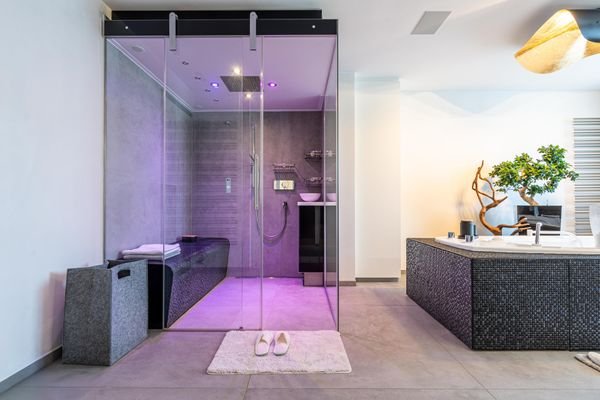 Luxuriöses Badezimmer