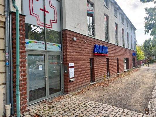 Eingang Praxis- und Bürofläche