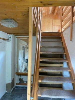 Aufgang zum Dachboden über Garage und Werkstatt