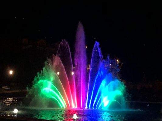 Nächtliche Wasserspiele