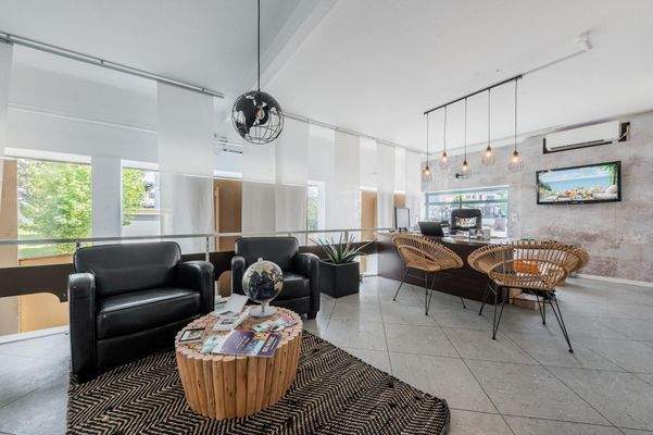 Nr. 4 | Empfang/Beratung