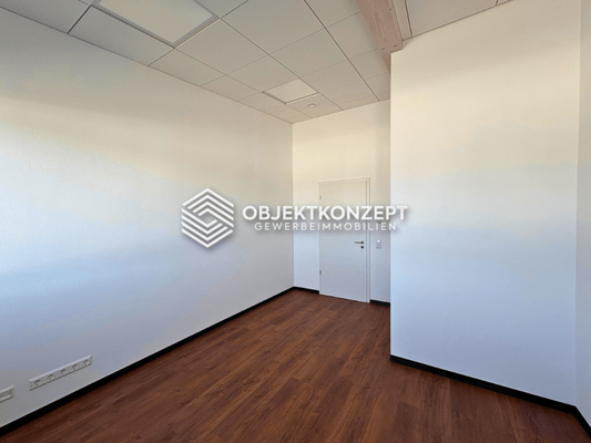 Büro über Werkstatt