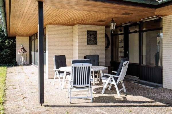 Überdachte Terrasse