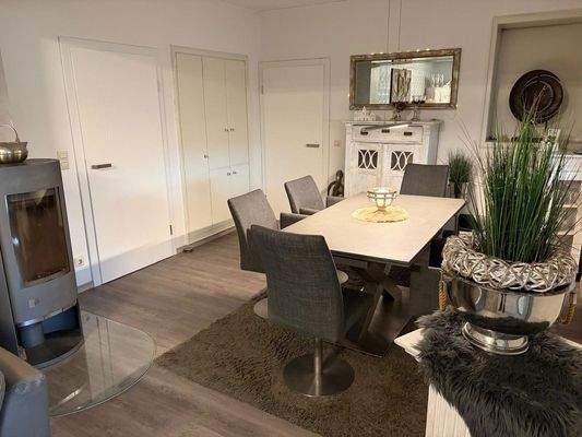 Wohn- & Esszimmer Bild 2