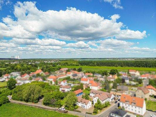 Herrlich im Grünen gelegen