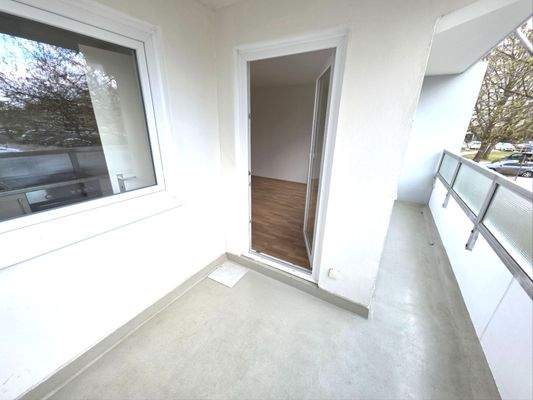 Großer Balkon mit Zugang