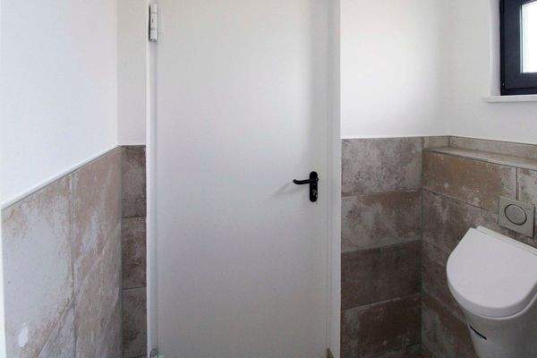 Gäste-WC Zugang zur Garage