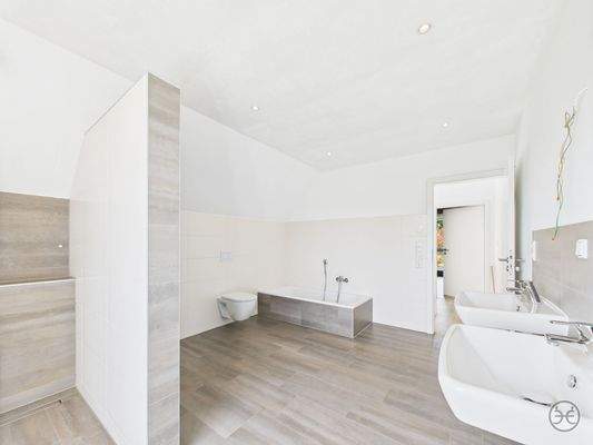 Eden-Ehbrecht-Immobilien_EFH_Uplengen_Verkauf_019