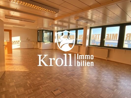 Teilbarer Büroraum vorne