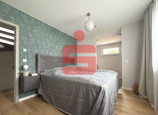 Schlafzimmer mit Ankleide