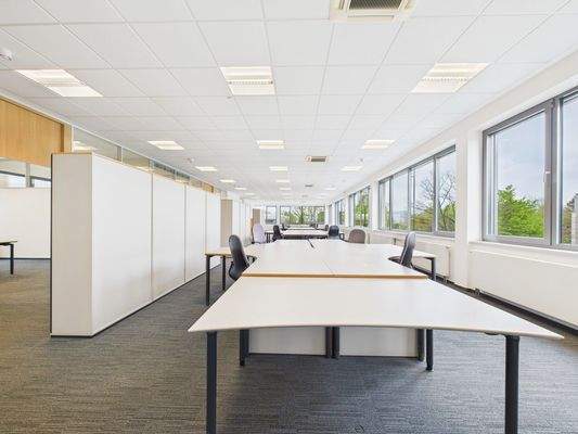 CAM05131G0-PR0016-STILL003