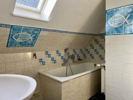 Wannenbad Dachgeschoss