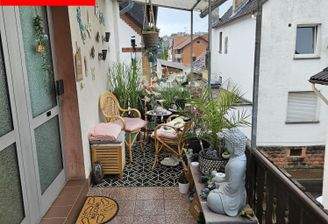 Eingang und Balkonbereich