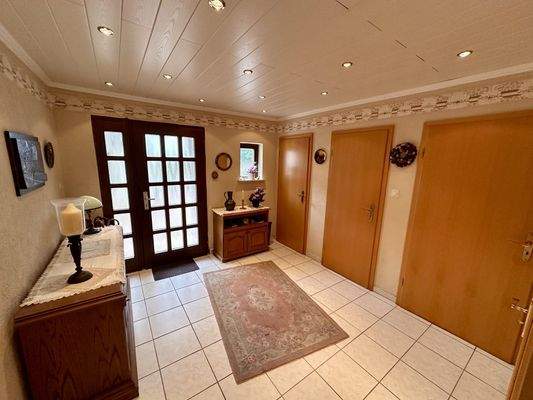 großzügiger Eingangsbereich