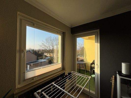 ...mit direktem Zugang zum Balkon