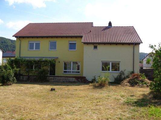 Hausansicht vom Garten