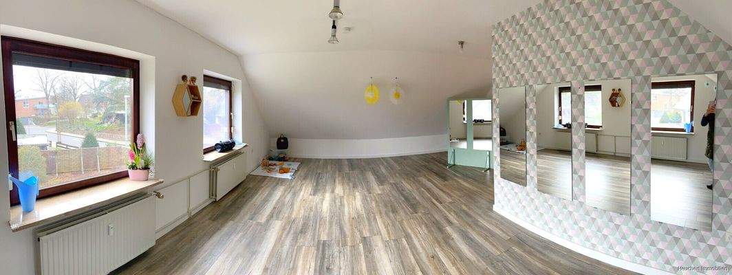 Wohn- und Essbereich