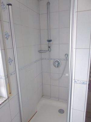 Dusche im Bad EG