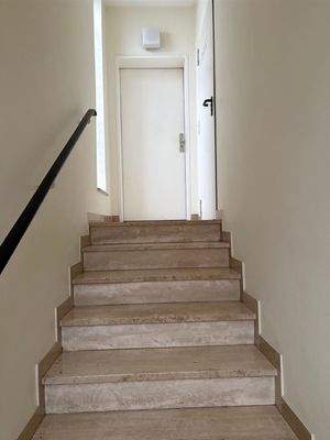Zugang zur Etagenwohnung