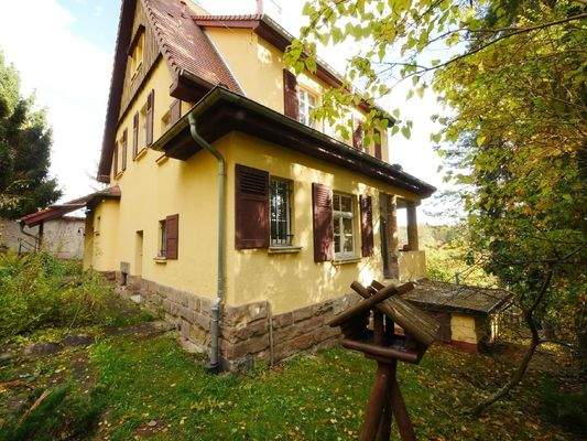  Massive SANDSTEIN-QUADER /  HOLZ-FENSTERLÄDEN