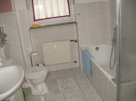 Badezimmer 1