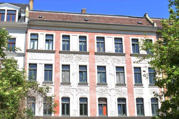 Straßenansicht des Vorderhauses