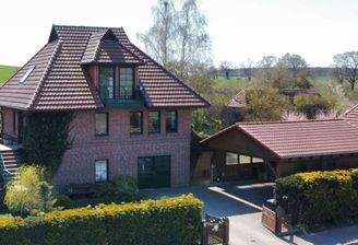 Hausansicht Straßenseite