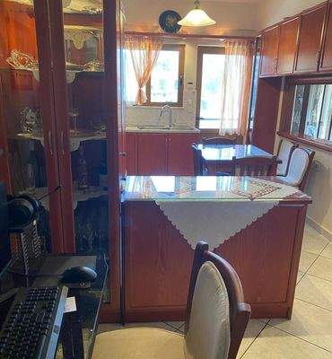 Kreta, Voukolies: Möblierte Wohnung im ersten Stock zu verkaufen