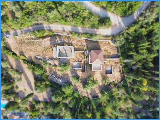 0f2db21efe1e45f18d373dbf6fd40452-original