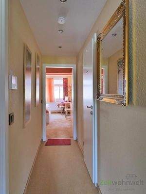 kleiner Wohnungsflur