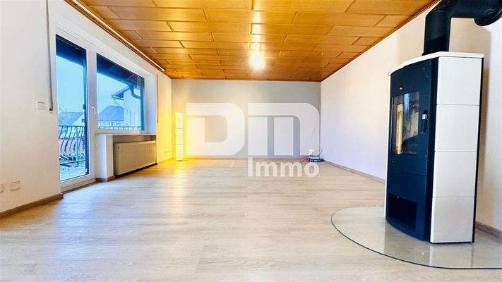 OG Wohn / Esszimmer / Zugang Kamin / Balkon