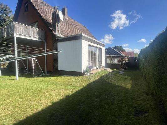 Anbau EG und Balkon DG