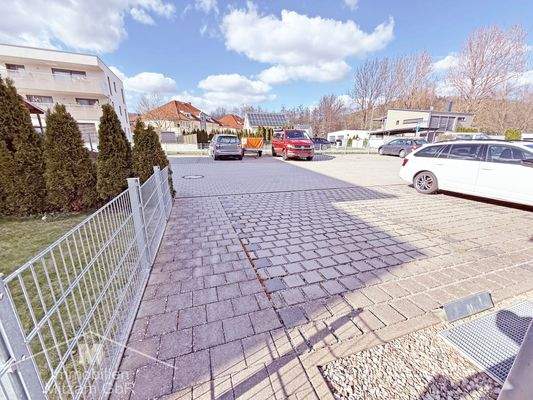 KFZ-Stellplatz