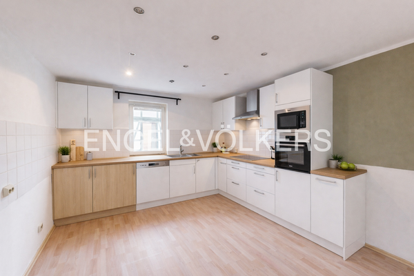 Küche im EG (Möbelierungsvorschlag)