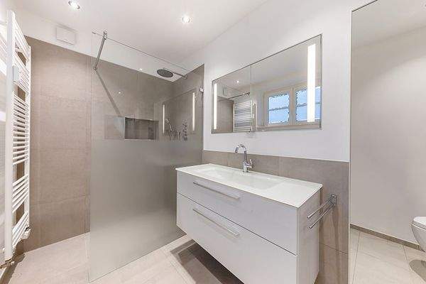 ... auch als En-Suite-Badezimmer ...