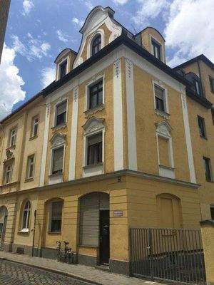 Laden im Erdgeschoß