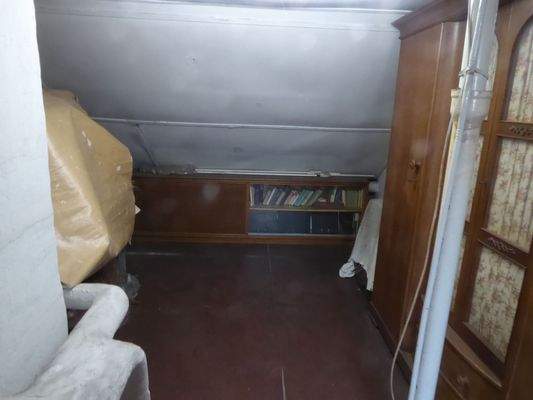 Große Ausbaureserve im DG Teil III