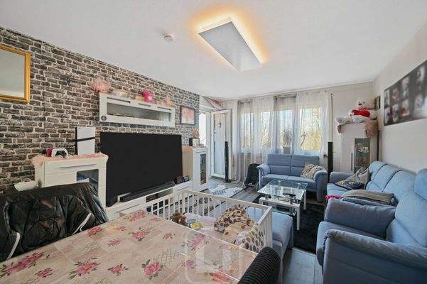 Wohnzimmer | Zugang Balkon