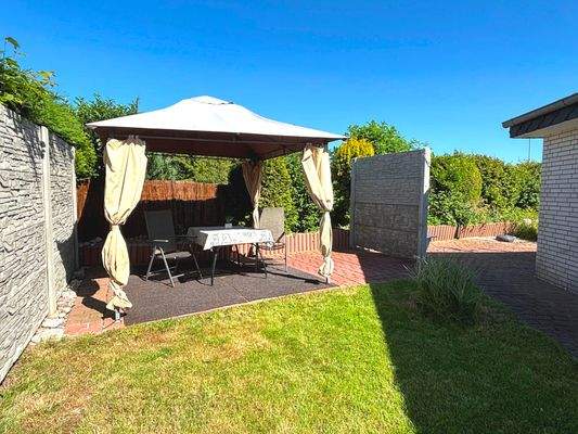 Terrasse 1.0 mit Pavillon