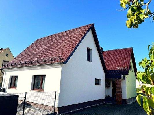 Haus 1 und 2 Frontansicht Eingang