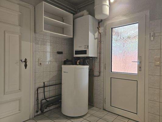 Heizungsraum mit Zugang nach draußen
