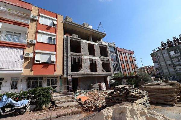 Apartments near Daily Needs and Tram Station in Antalya Kepez