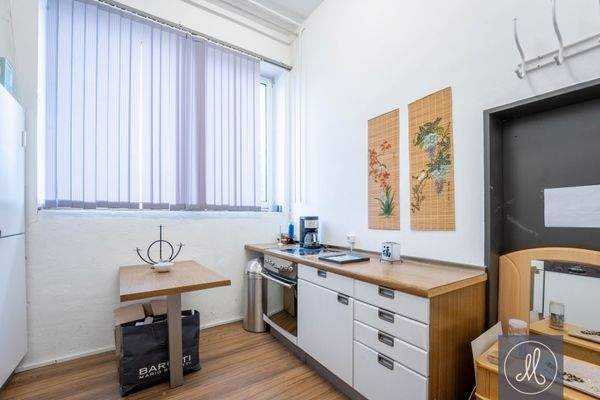 Gewerberäume EG - Einheit 1 von 2